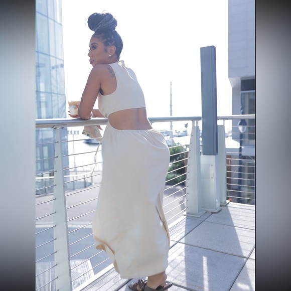 Night is Young | Dress - Picture 2 of 7